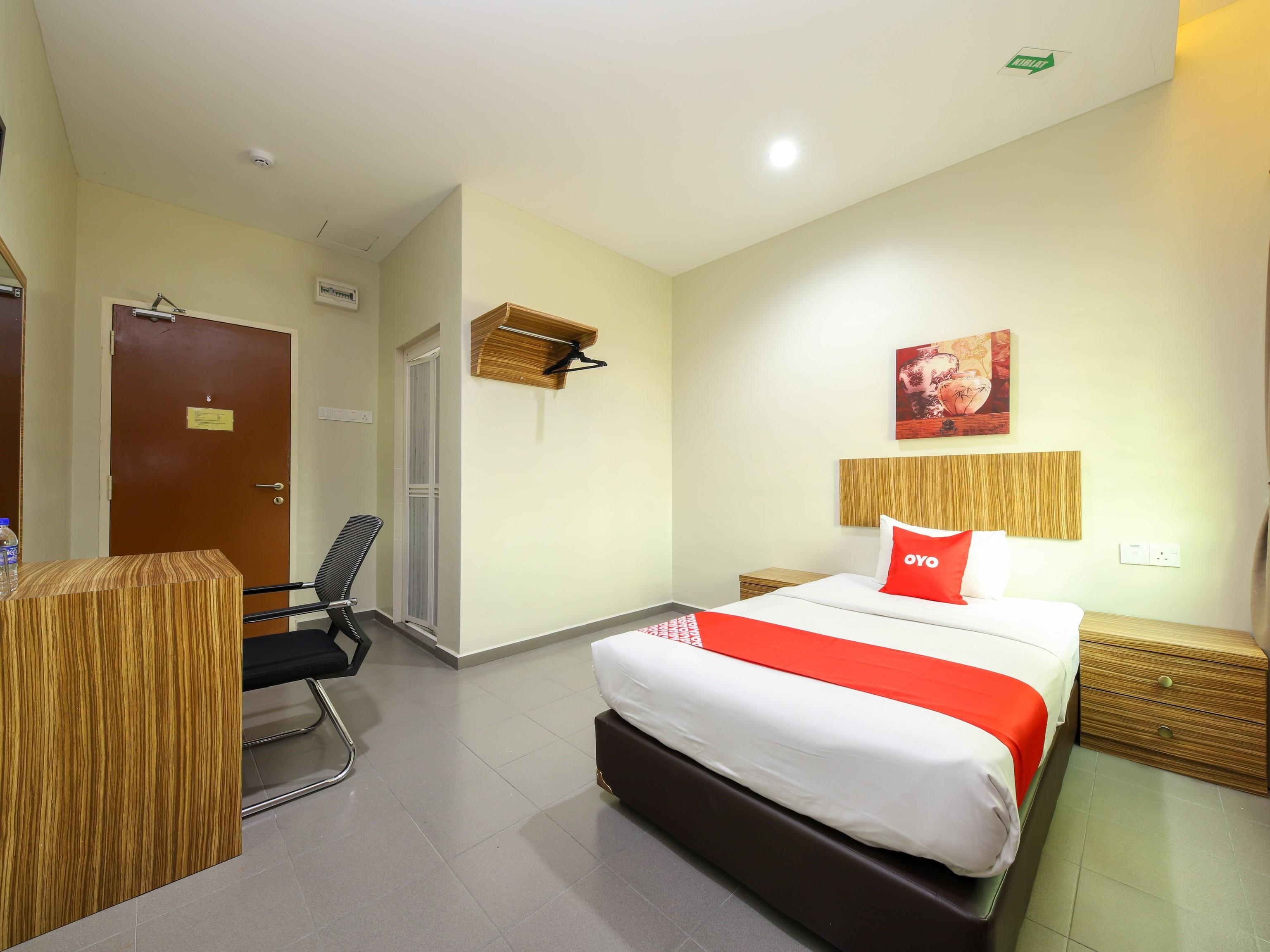 Oyo 89839 Riaz Hotel Malacca Ngoại thất bức ảnh