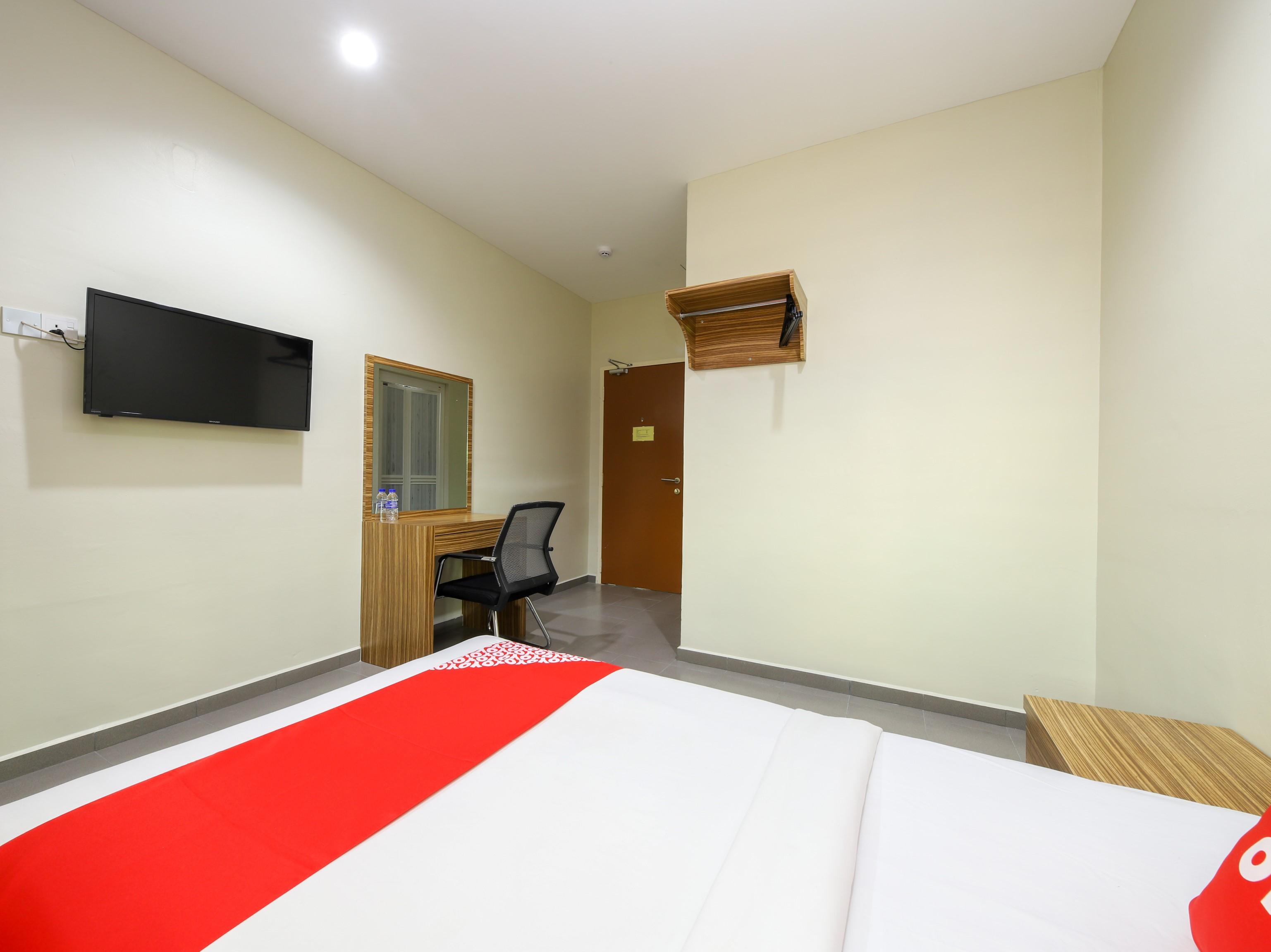 Oyo 89839 Riaz Hotel Malacca Ngoại thất bức ảnh
