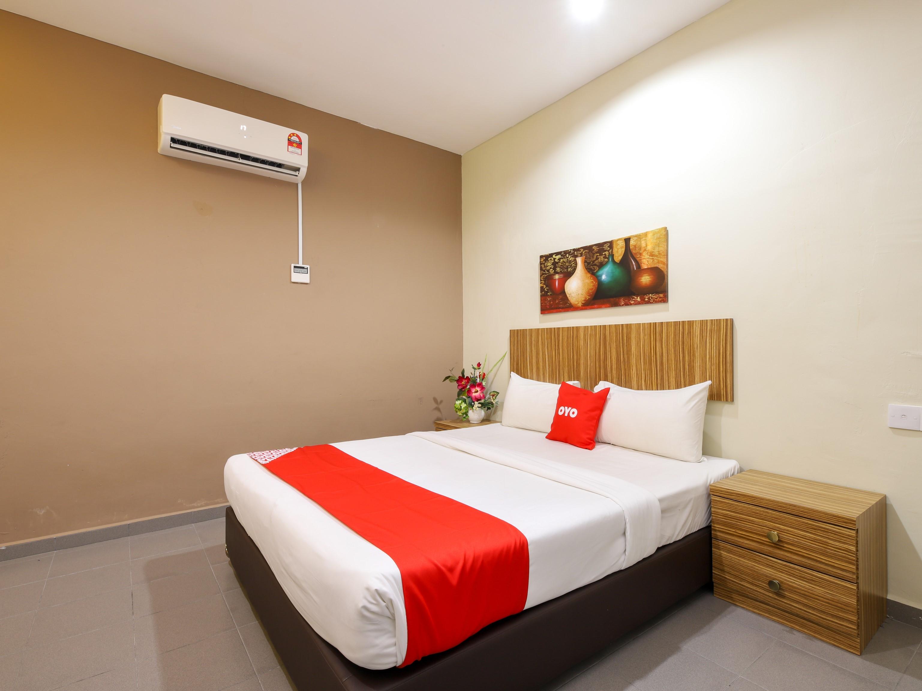 Oyo 89839 Riaz Hotel Malacca Ngoại thất bức ảnh